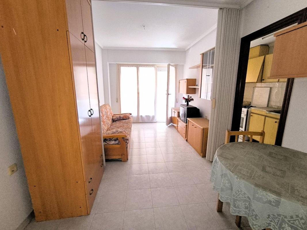 Sale of apartment in Piso en Calle Bazan, El Molino, Torrevieja, Torrevieja
photo 1