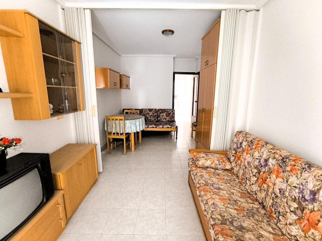 Sale of apartment in Piso en Calle Bazan, El Molino, Torrevieja, Torrevieja
photo 5