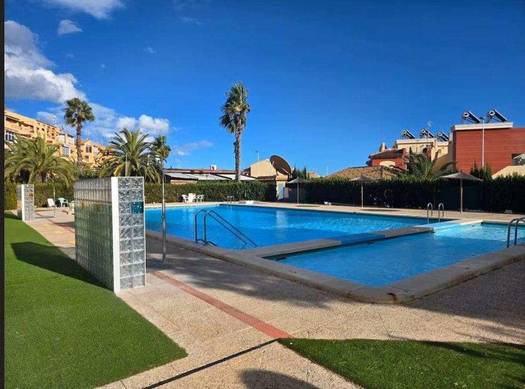 Venta de estudio en Estudio en Torreblanca, Torrevieja, Torrevieja photo 1