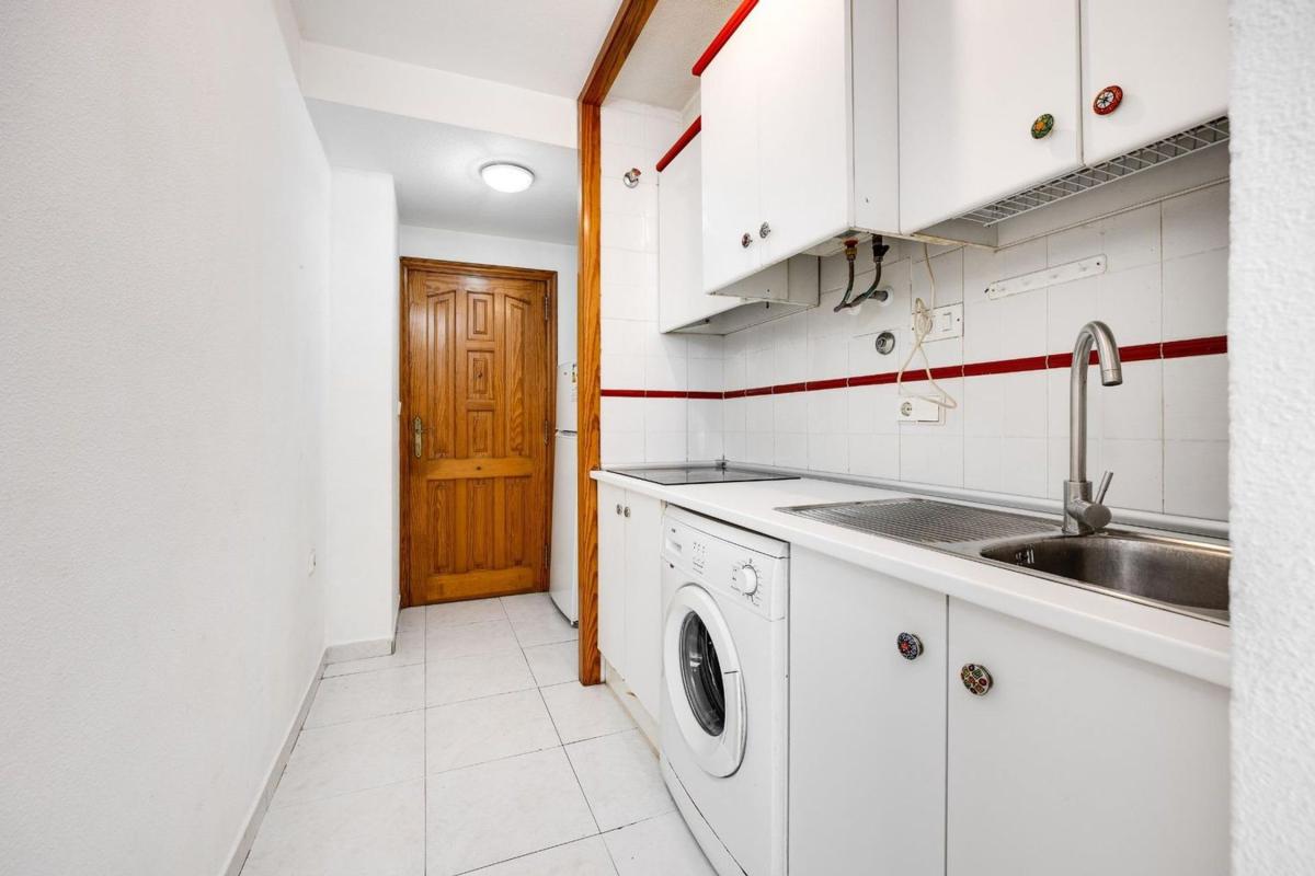 Venta de estudio en Estudio en Calle la Barraca, 3, Avenida Habaneras - Curva de Palangre, Torrevieja, Torrevieja photo 4