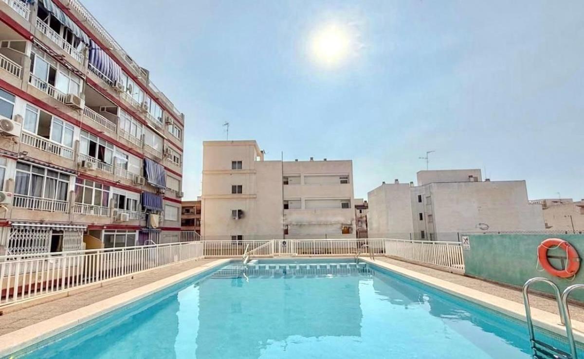 Sale of apartment in Piso en Calle la Calera, 2, El Molino, Torrevieja, Torrevieja
photo 1