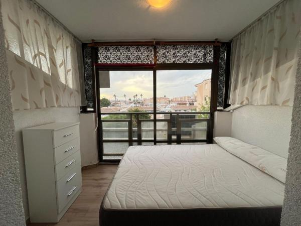 Estudio en venta en Estudio en La Siesta - El Salado - Torreta, Torrevieja, Torrevieja photo 4