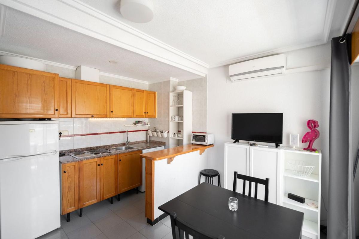 Продажа квартиры на Piso en Calle la Loma, 90, Avenida Habaneras - Curva de Palangre, Torrevieja, Торревьеха
photo 3