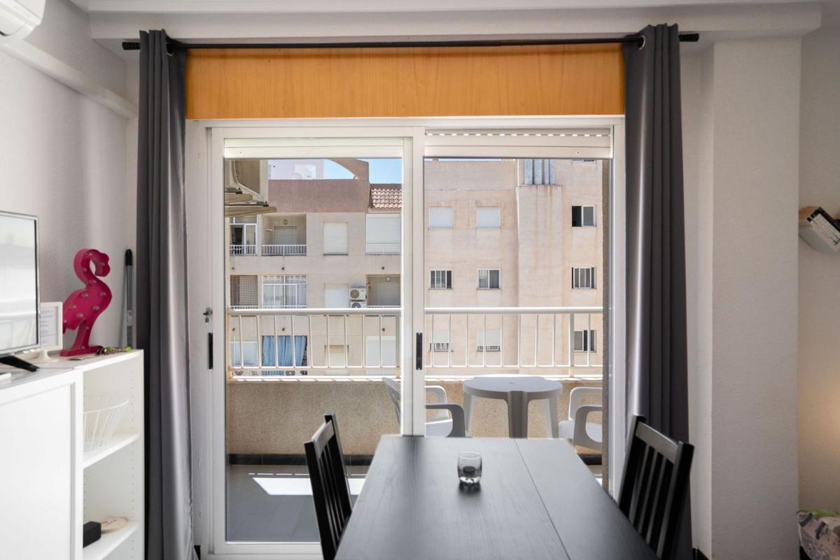 Продажа квартиры на Piso en Calle la Loma, 90, Avenida Habaneras - Curva de Palangre, Torrevieja, Торревьеха
photo 4
