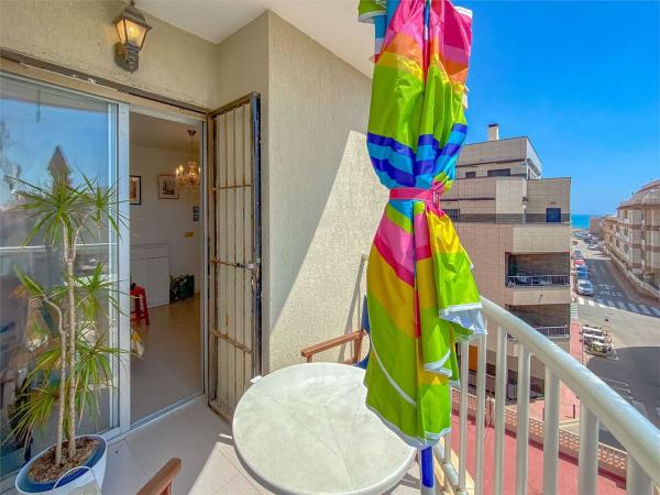 Продажа квартиры на Piso en Avenida del Mediterráneo, Gaspar Perrelló, Torrevieja, Торревьеха
 photo 1