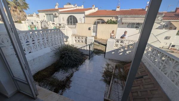 Продажа квартиры на Piso en Avenida Adradas, La Siesta - El Salado - Torreta, Torrevieja, Торревьеха
 photo 2