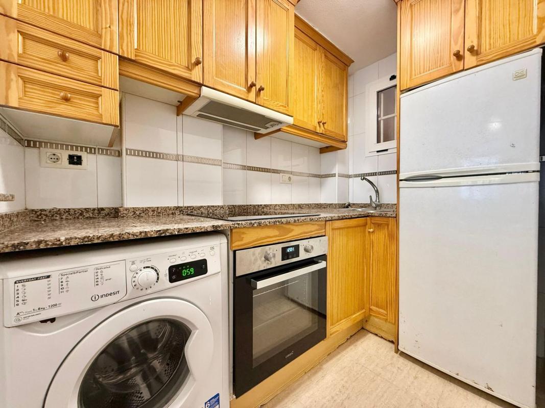 Sale of apartment in Piso en Calle San Emigdio, El Molino, Torrevieja, Torrevieja
photo 3