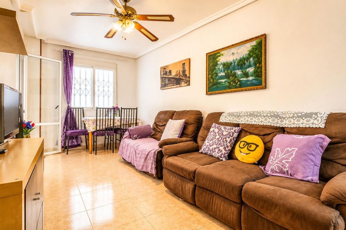 Sale of apartment in Piso en Calle Santa Trinidad, 25, El Molino, Torrevieja, Torrevieja
photo 1