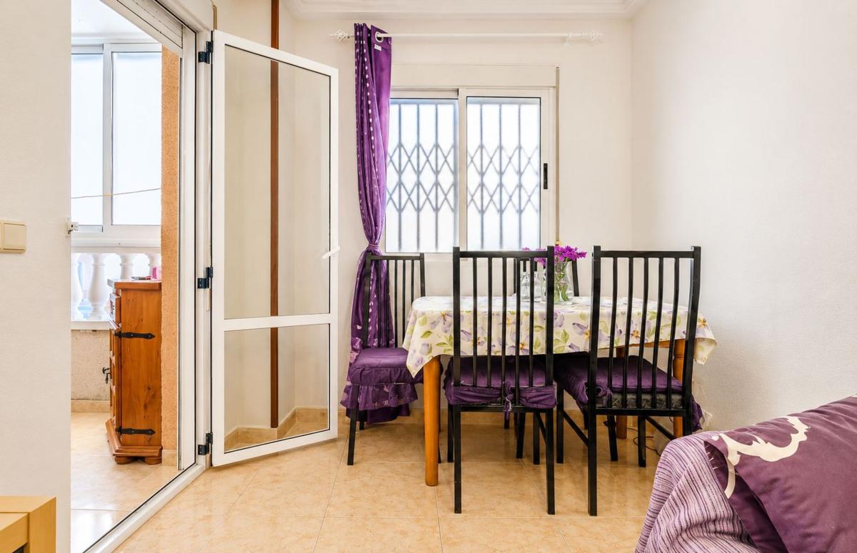 Sale of apartment in Piso en Calle Santa Trinidad, 25, El Molino, Torrevieja, Torrevieja
photo 4