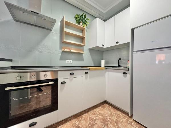 Продажа квартиры на Piso en Calle Galeón, Avenida Habaneras - Curva de Palangre, Torrevieja, Торревьеха
 photo 3