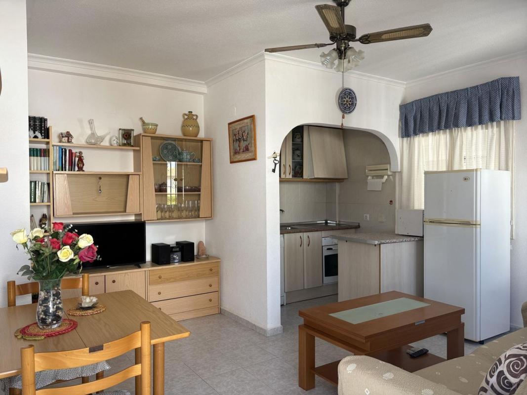 Продажа квартиры на Piso en Calle Argonautas, Aguas Nuevas, Torrevieja, Торревьеха
 photo 2