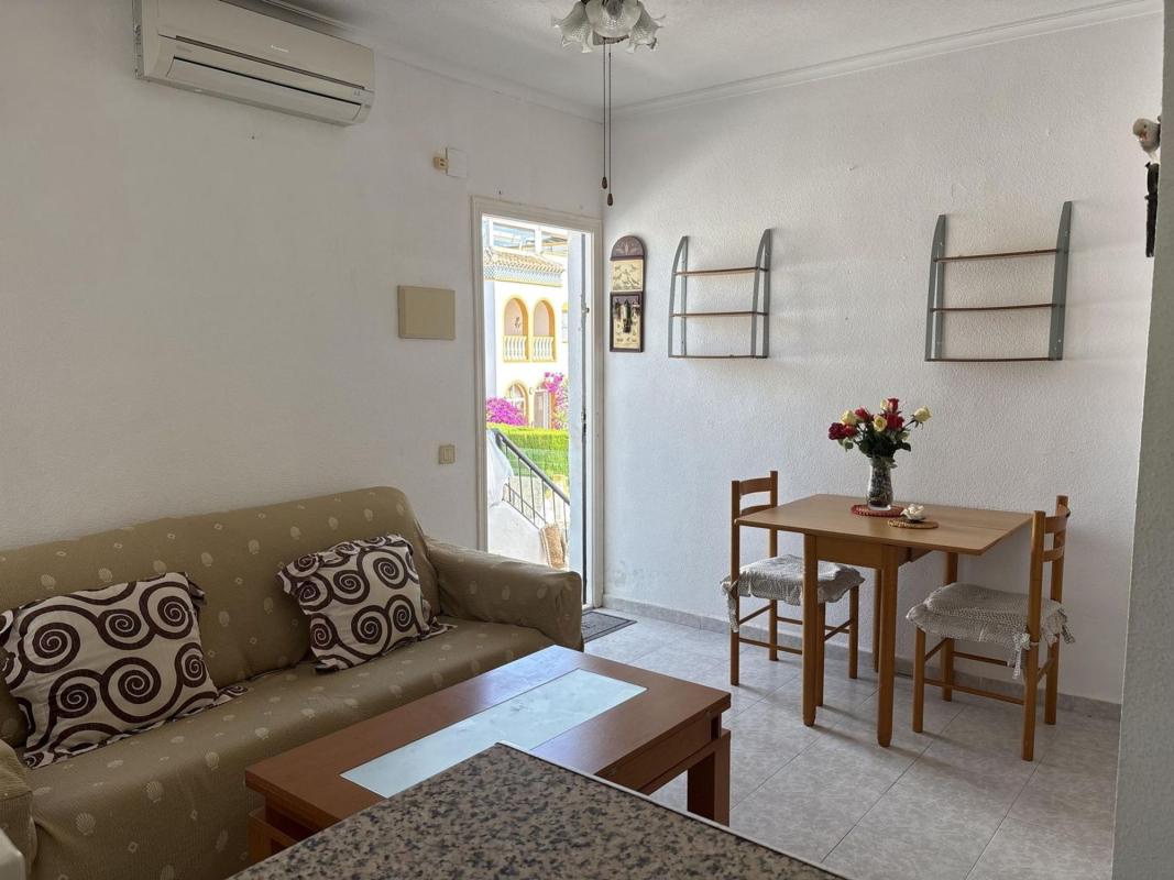 Продажа квартиры на Piso en Calle Argonautas, Aguas Nuevas, Torrevieja, Торревьеха
 photo 3