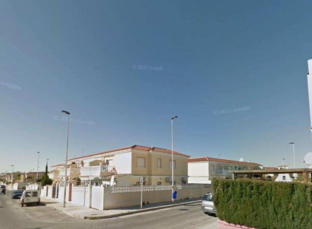 Sprzedaż mieszkania w Piso en Calle Avellaneda, Aguas Nuevas, Torrevieja, Torrevieja
 photo 2