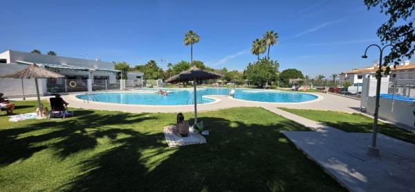 Casa o chalet independiente en Urbanización Lago Jardín, 54, Los Balcones - Los Altos del Edén, Torrevieja photo 2