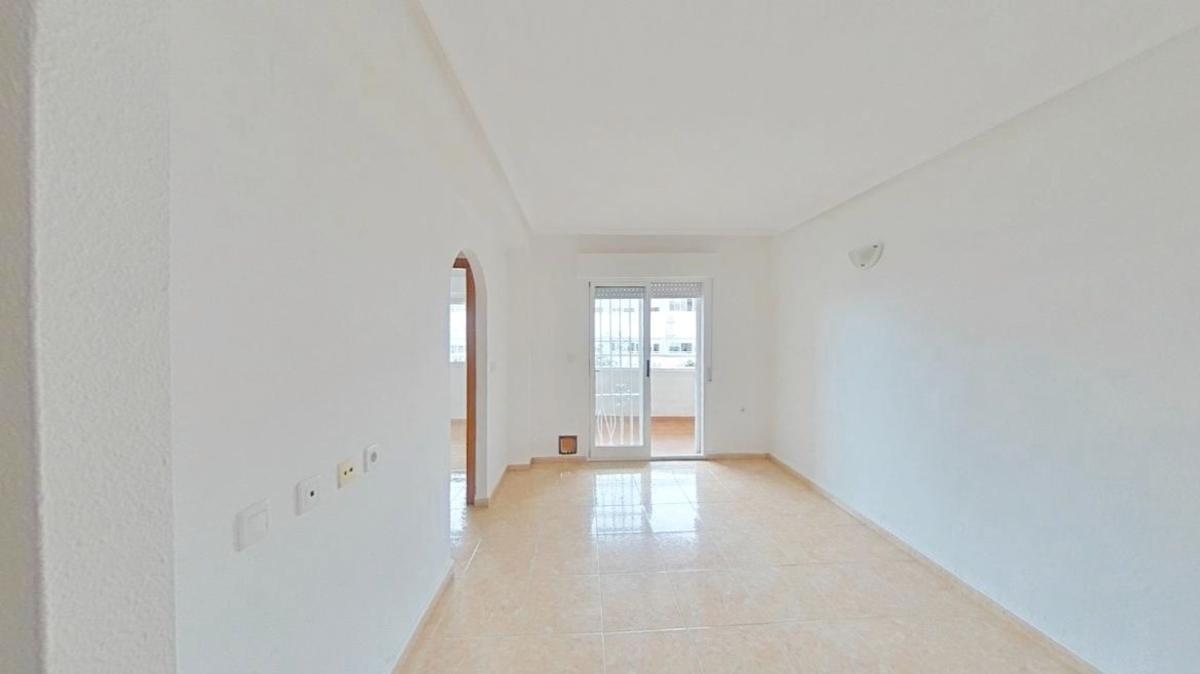 Продажа квартиры на Piso en Parque de las Naciones, Torrevieja, Торревьеха
photo 1