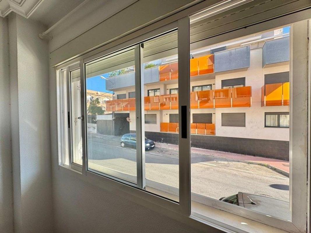 Продажа квартиры на Piso en Calle Galeón, Avenida Habaneras - Curva de Palangre, Torrevieja, Торревьеха
 photo 4