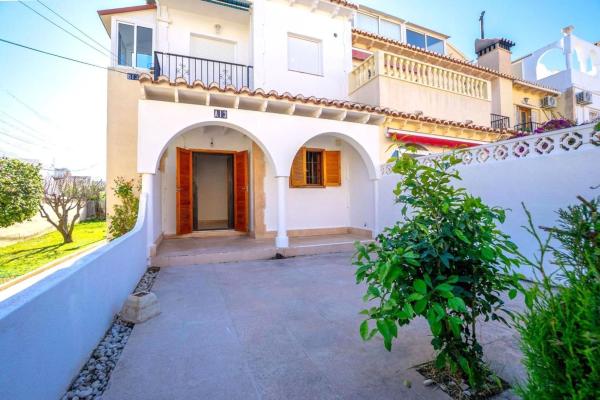 Casa o chalet independiente en Calle Miguel Ángel, La Siesta - El Salado - Torreta, Torrevieja thumbnail 2