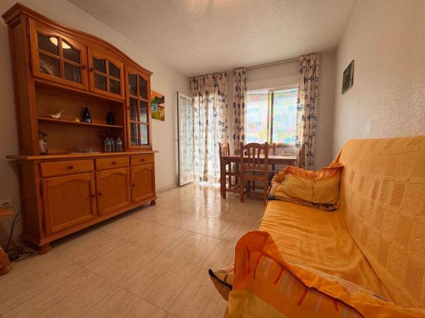 Sale of flat in Piso en Gases Los, Avenida Habaneras - Curva de Palangre, Torrevieja, Torrevieja
 photo 3