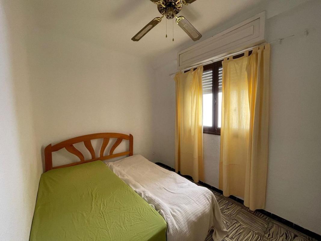 Sale of apartment in Piso en Las Piscinas Naturales, Torrevieja, Torrevieja
 photo 4
