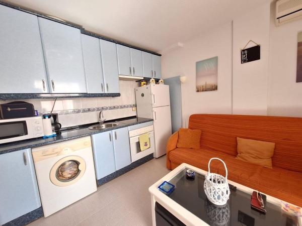 Sale of flat in Piso en Calle Marcelina, 46, Nueva Torrevieja, Torrevieja, Torrevieja
thumbnail 2