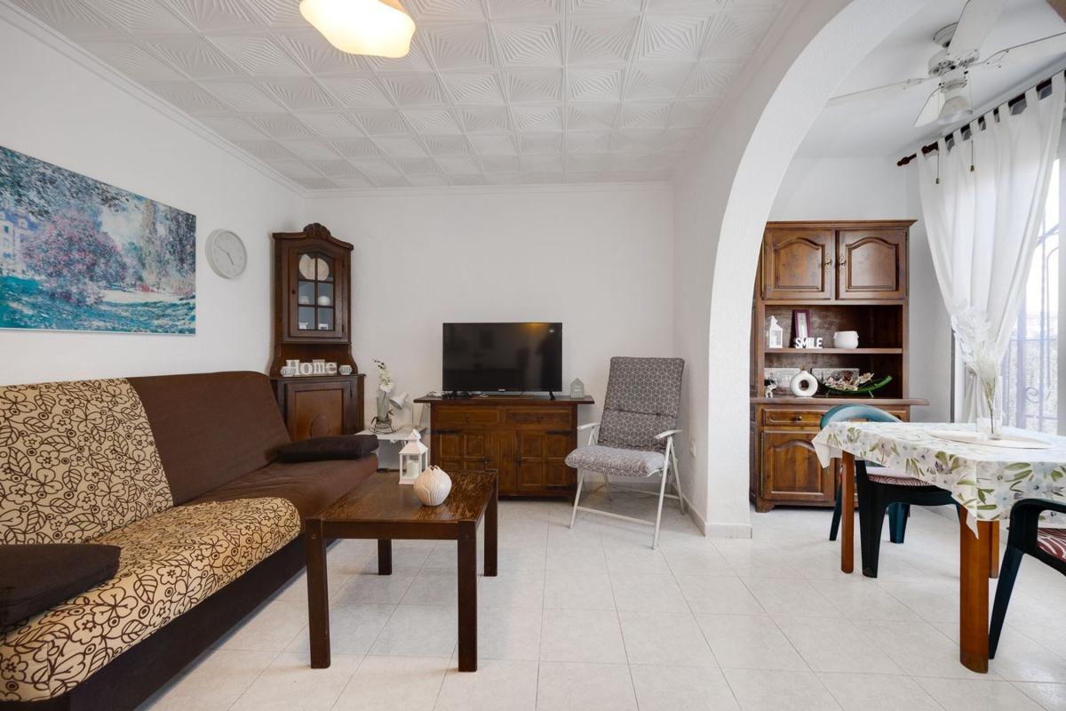 Venta de chalet adosado en  Chalet adosado en Avenida los Nenúfares, 800, La Siesta - El Salado - Torreta, Torrevieja , Torrevieja photo 5