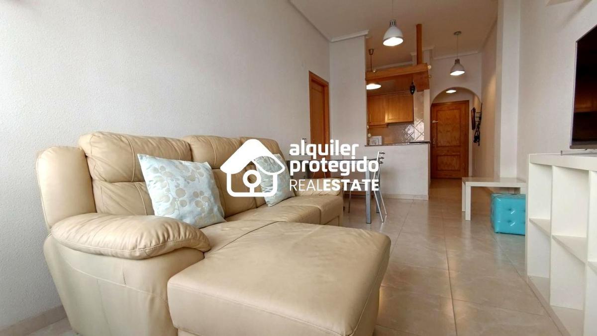 Продажа квартиры на Piso en Calle la Calera, Avenida Habaneras - Curva de Palangre, Torrevieja, Торревьеха
photo 4