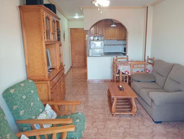 Sale of flat in Piso en Galeon, Avenida Habaneras - Curva de Palangre, Torrevieja, Torrevieja
thumbnail 1