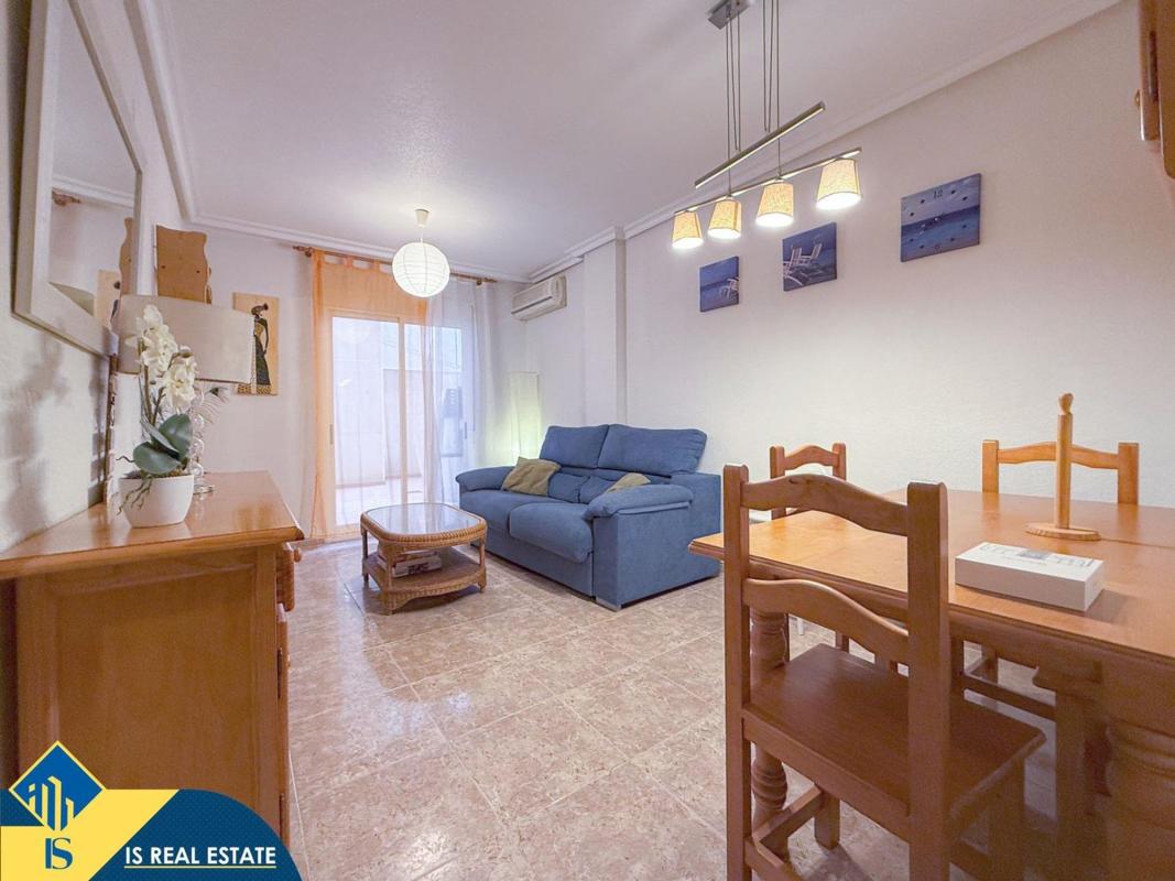 Venta de piso en Piso en Calle la Loma, Avenida Habaneras - Curva de Palangre, Torrevieja, Torrevieja
photo 1