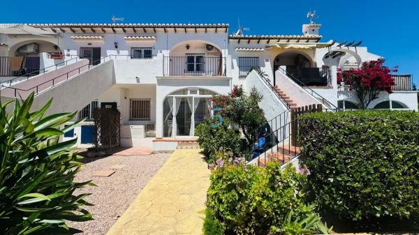 Продажа квартиры на Piso en Los Balcones - Los Altos del Edén, Torrevieja, Торревьеха
photo 1