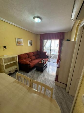 Sale of flat in Piso en Calle San Pascual, Antonio Machado, Torrevieja, Torrevieja
 photo 2