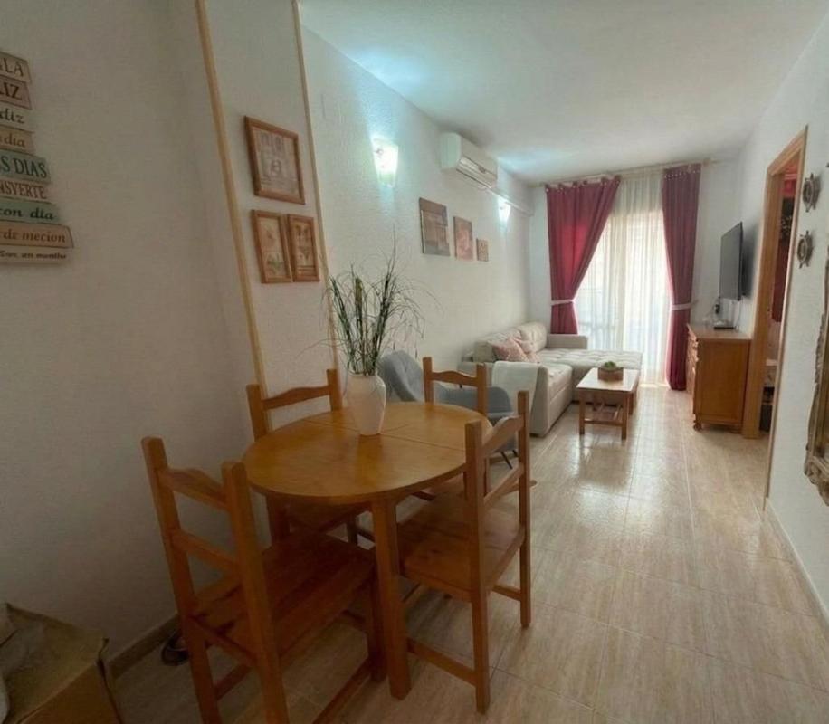 Venta de piso en Piso en Calle Apolo, El Molino, Torrevieja, Torrevieja
photo 2