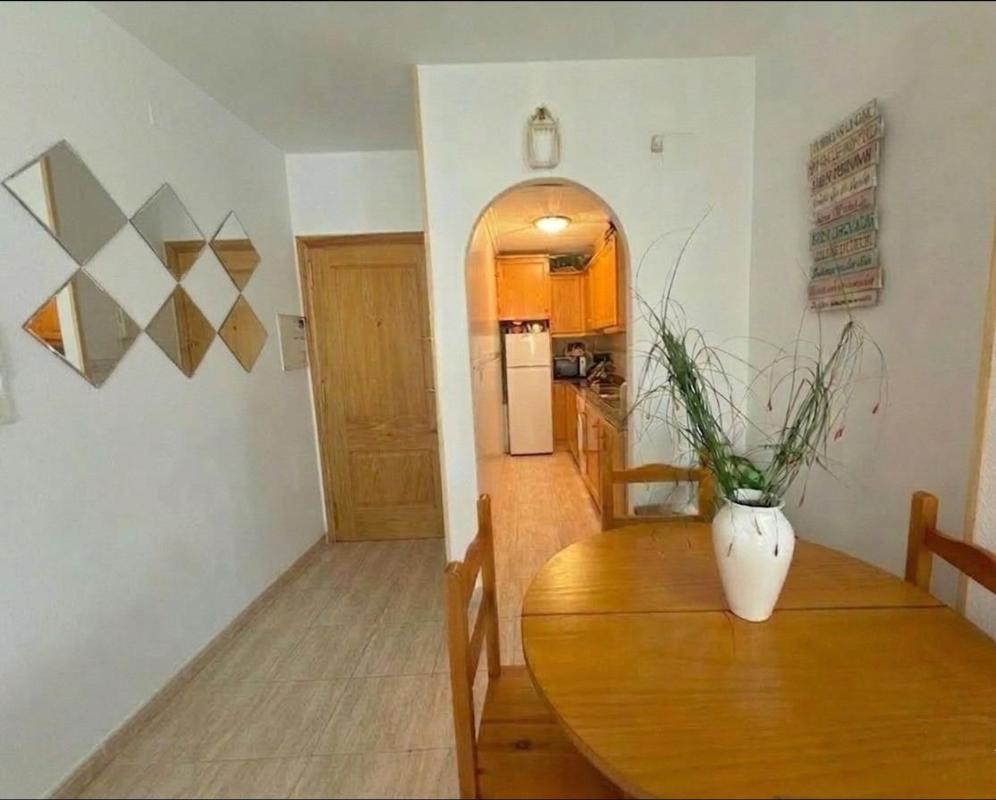 Venta de piso en Piso en Calle Apolo, El Molino, Torrevieja, Torrevieja
photo 4