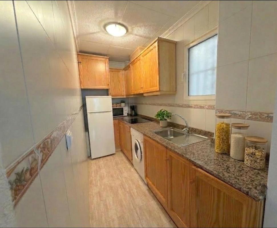 Venta de piso en Piso en Calle Apolo, El Molino, Torrevieja, Torrevieja
photo 5