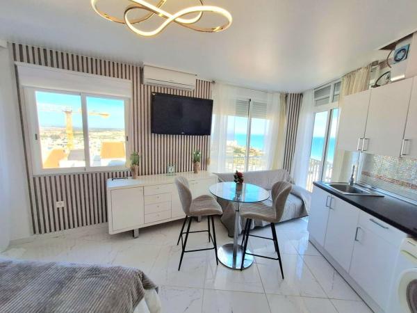 Estudio en venta en Estudio en Cabo Cervera, Torrevieja, Torrevieja thumbnail 2