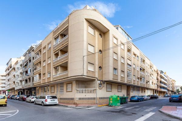Venta de piso en Piso en Calle Vicente Blasco Ibáñez, 119, Playa del Cura, Torrevieja, Torrevieja
photo 1