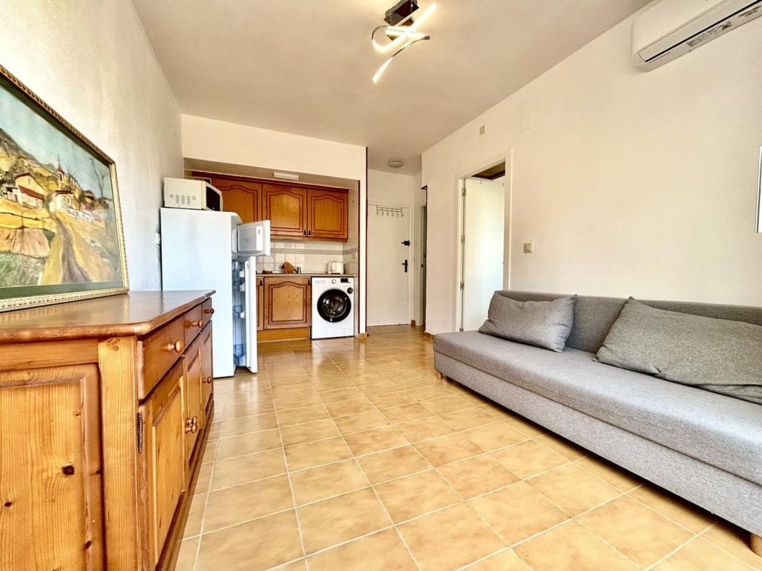 Sprzedaż mieszkania w Piso en Calle Magallanes, La Veleta, Torrevieja, Torrevieja
photo 4