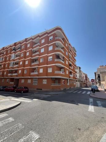 Venta de piso en Piso en El Molino, Torrevieja, Torrevieja
photo 1