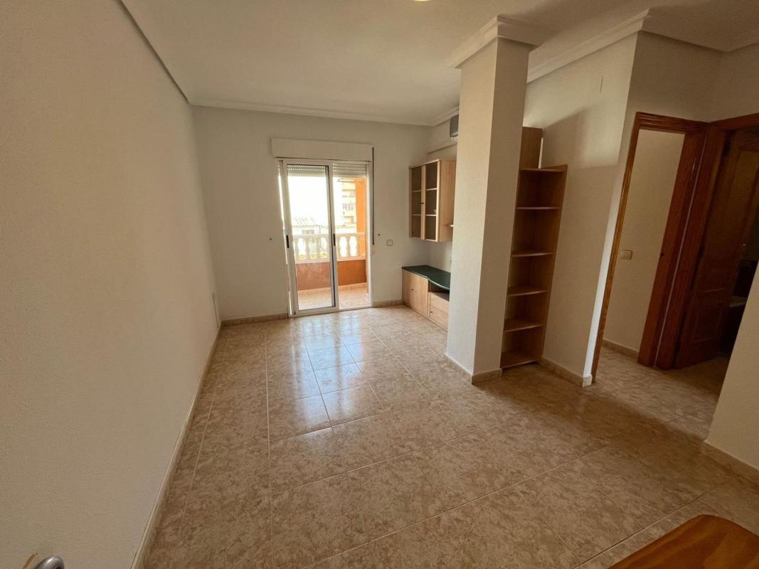 Venta de piso en Piso en El Molino, Torrevieja, Torrevieja
 photo 2
