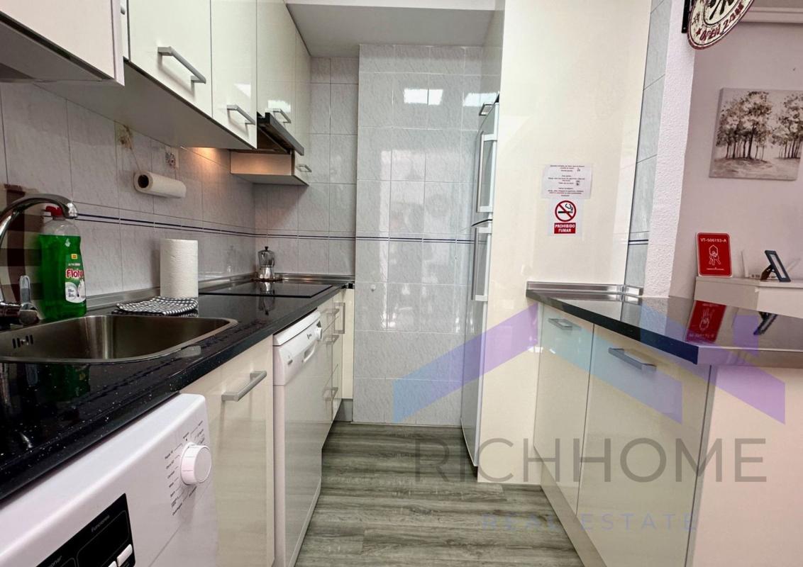 Venta de piso en Piso en Calle Valencia, El Acequión, Torrevieja, Torrevieja
photo 4