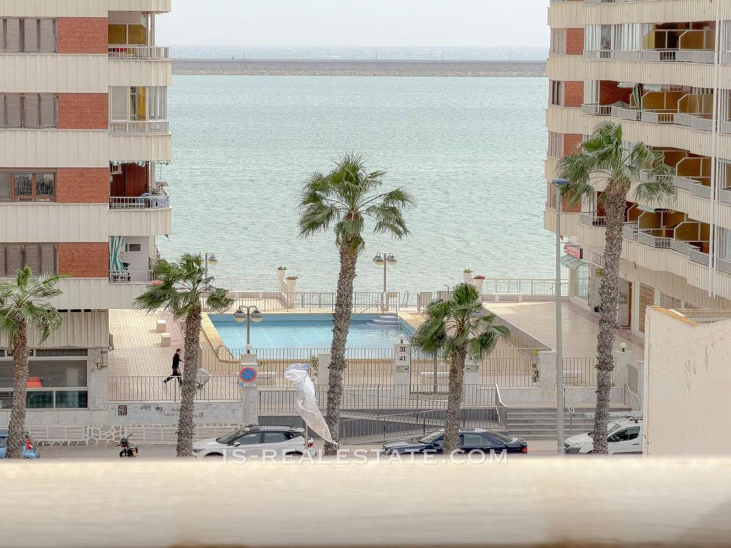 Sprzedaż mieszkania w Piso en El Acequión, Torrevieja, Torrevieja
photo 1