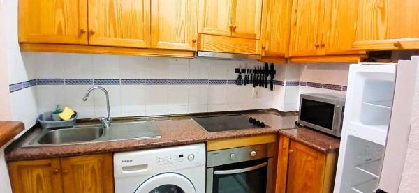 Venta de piso en Piso en Calle Goleta, 46, Avenida Habaneras - Curva de Palangre, Torrevieja, Torrevieja
thumbnail 2