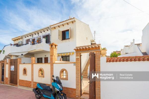 Venta de piso en Piso en Calle Roberto Koch, Zona los Frutales, Torrevieja, Torrevieja
photo 1