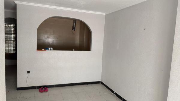 Venta de piso en Piso en Avenida Habaneras - Curva de Palangre, Torrevieja, Torrevieja
thumbnail 1