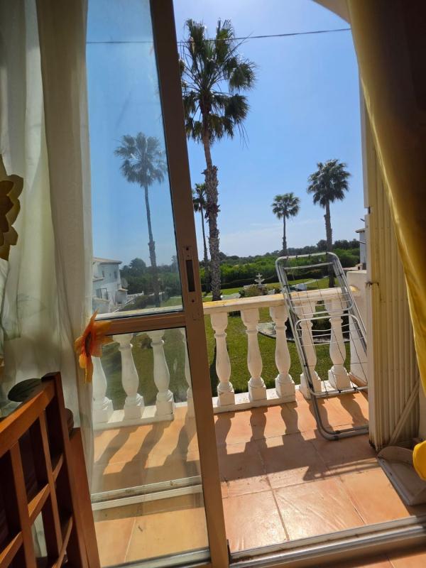 Sale of apartment in Piso en Calle Gollanta , Lago Jardin 1, Los Balcones - Los Altos del Edén, Torrevieja, Torrevieja
 photo 4