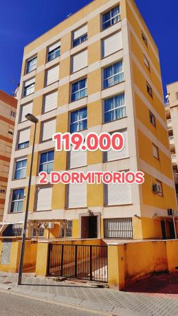 Venta de piso en Piso en Calle Bella Antonia, 73, Nueva Torrevieja, Torrevieja, Torrevieja
 photo 2