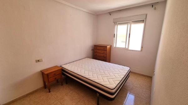 Venta de piso en Piso en Calle Torresal, El Molino, Torrevieja, Torrevieja
 photo 4