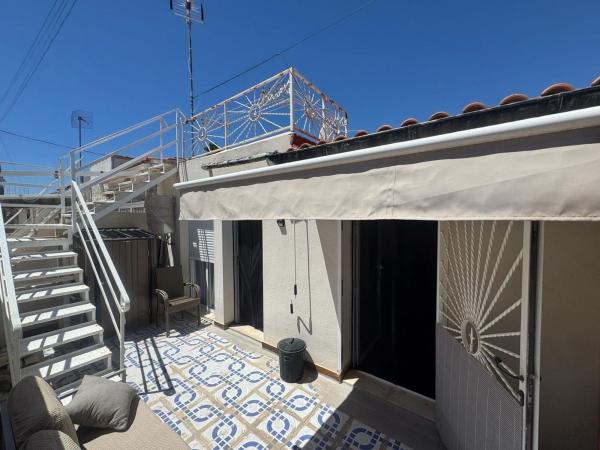 Chalet adosado en Calle Salvador Dalí, 49, La Siesta - El Salado - Torreta, Torrevieja photo 2