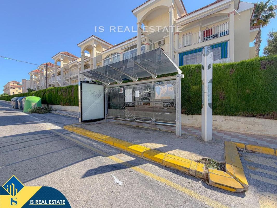 Venta de piso en Piso en La Siesta - El Salado - Torreta, Torrevieja, Torrevieja
 photo 3