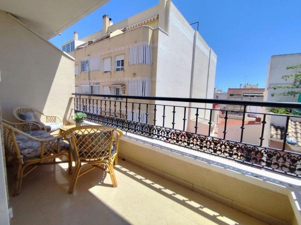 Sale of flat in Piso en Calle Bazan, El Molino, Torrevieja, Torrevieja
photo 1