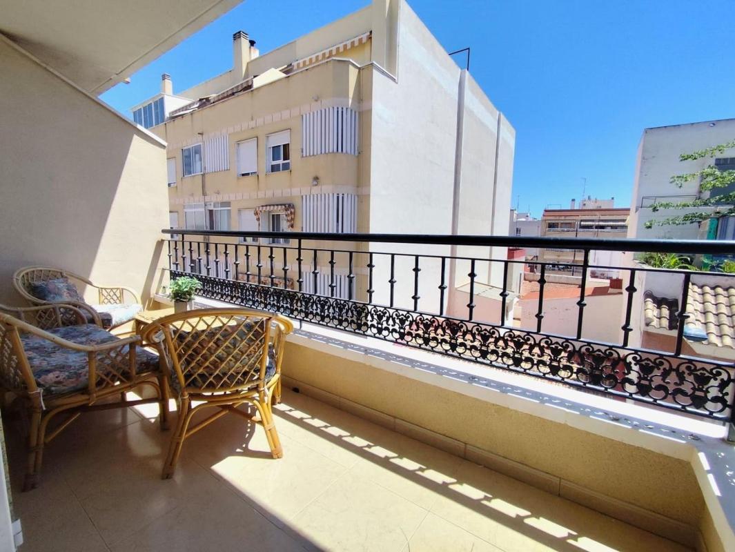 Venta de piso en Piso en Calle Bazan, El Molino, Torrevieja, Torrevieja
 photo 2